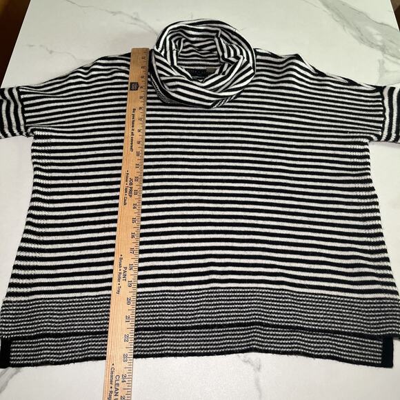 Alice + Olivia Base Cowl Neck Boxy Sweater Sz L Wool Angora Black Ivory Stripes - Picture 5 of 10